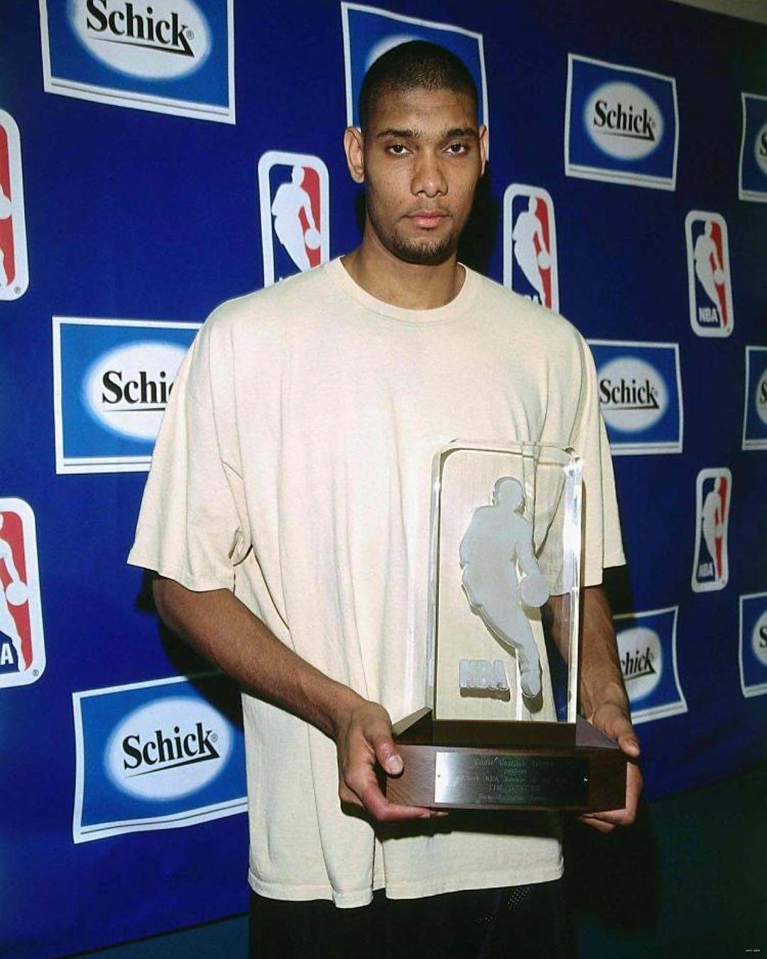 三人形成 三人形成